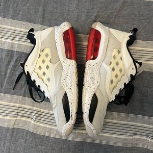 Jordan Max 200 Challenge Red